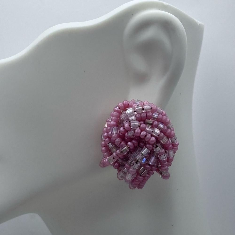 Vintage Pastel Pink & Iridescent Beaded Cluster Clip-On Earrings